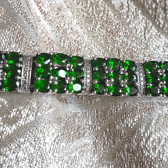 7.75 inches, Russian Chrome Diopside & diamond bracelet, NWT - Picture 2 of 7